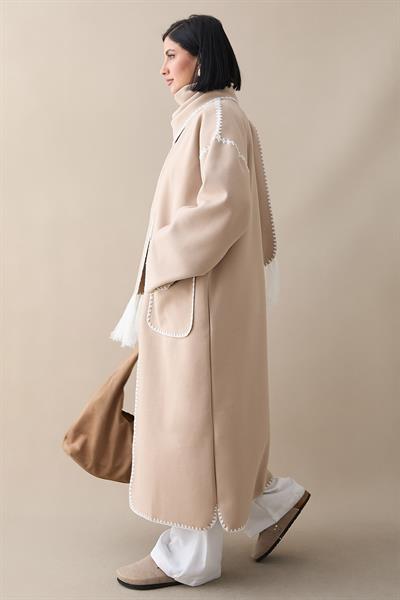 Atkılı Cepli Kaşe Uzun Açık Bej Ceket