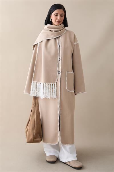 Atkılı Cepli Kaşe Uzun Açık Bej Ceket