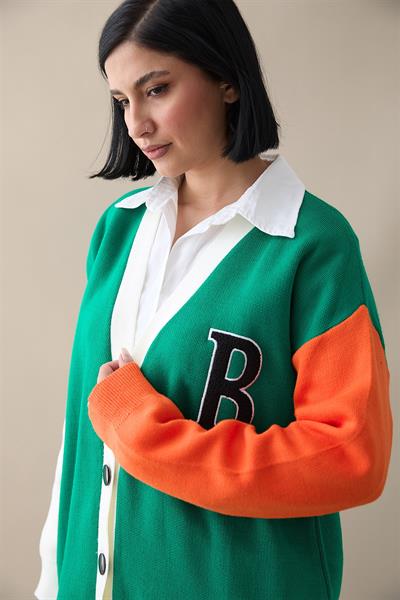 B Harf Baskılı Triko Hırka - Yeşil