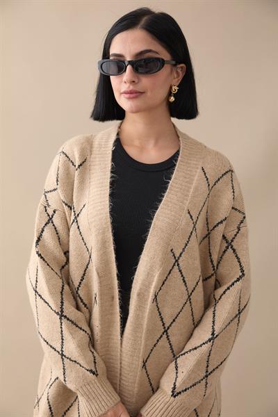 Baklava Desen Uzun Bej Triko Hırka