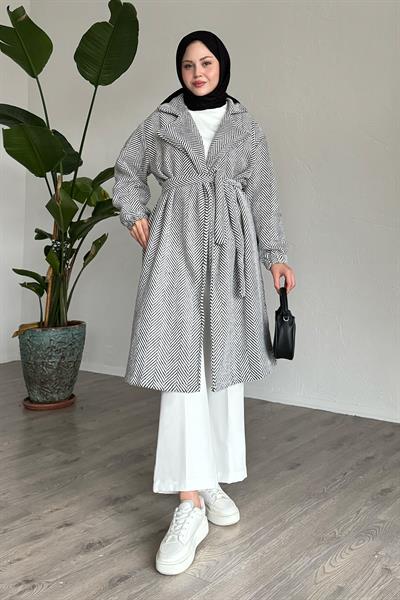 Balıksırtı Beyaz Kaşe Kaban