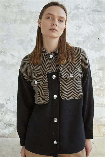 Balıksırtı Desenli Cepli Kaşe Camel Ceket