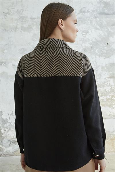 Balıksırtı Desenli Cepli Kaşe Camel Ceket