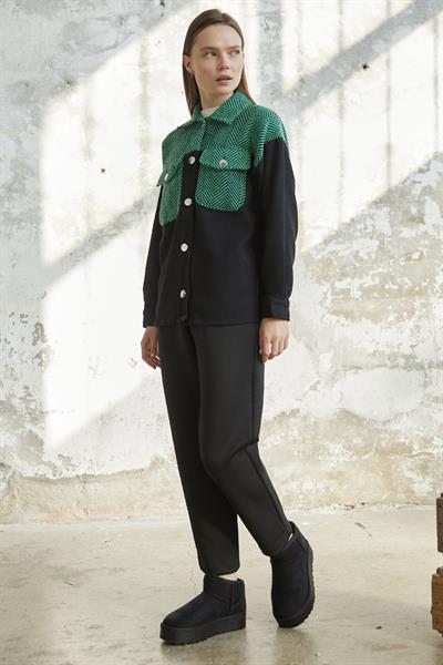 Balıksırtı Desenli Cepli Kaşe Yeşil Ceket