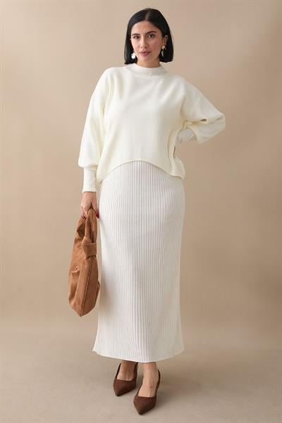 Balon Kollu Elbiseli Beyaz Triko Takım