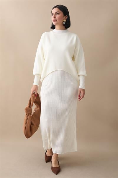 Balon Kollu Elbiseli Beyaz Triko Takım