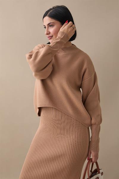 Balon Kollu Elbiseli Camel Triko Takım