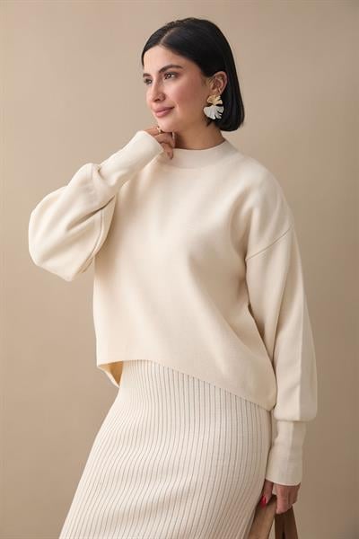 Balon Kollu Elbiseli Ekru Triko Takım