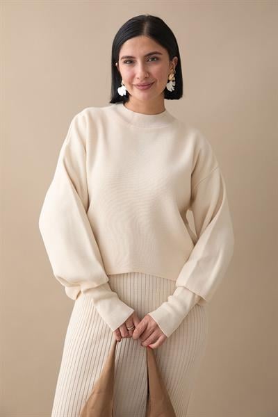 Balon Kollu Elbiseli Ekru Triko Takım