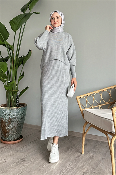 Balon Kollu Elbiseli Gri Triko Takım