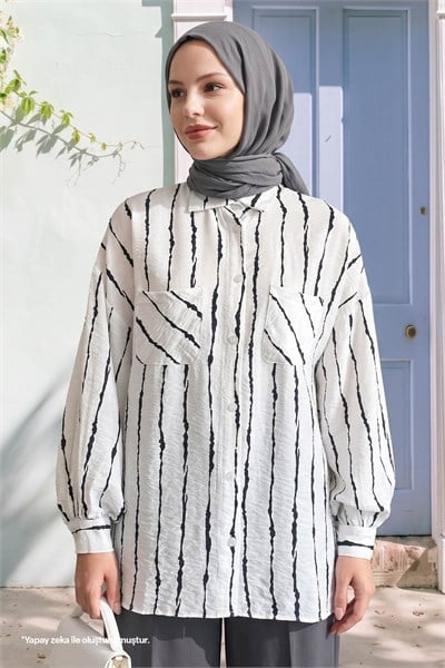 Batik Şeritli Salaş Beyaz Gömlek
