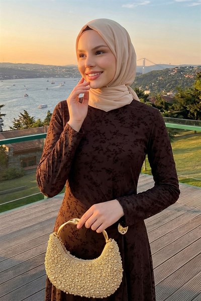 Belden Tokalı Flok Tül Elbise Acı Kahve