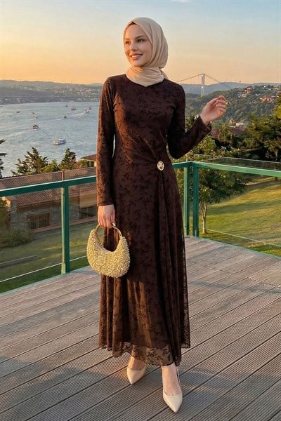 Belden Tokalı Flok Tül Elbise Acı Kahve
