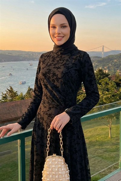 Belden Tokalı Flok Tül Elbise Siyah