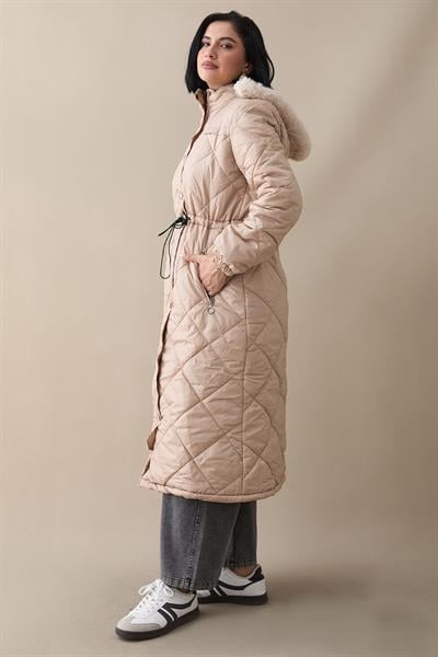 Beli Büzgülü Kapitone Mont Bej