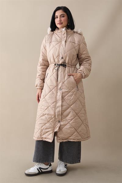 Beli Büzgülü Kapitone Mont Bej