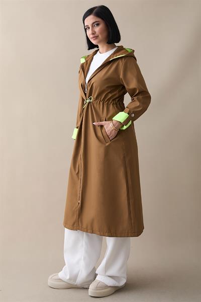 Beli Büzgülü Kapüşonlu Neon Trenç - Taba \ Yeşil