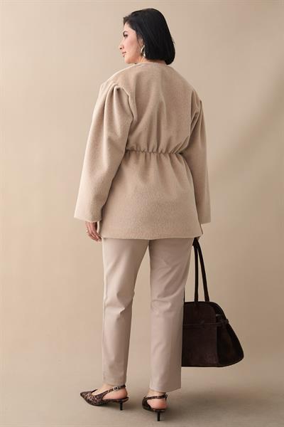 Beli Lastikli Kaşe Bej Kaban