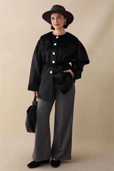 Beli Lastikli Kaşe Siyah Kaban