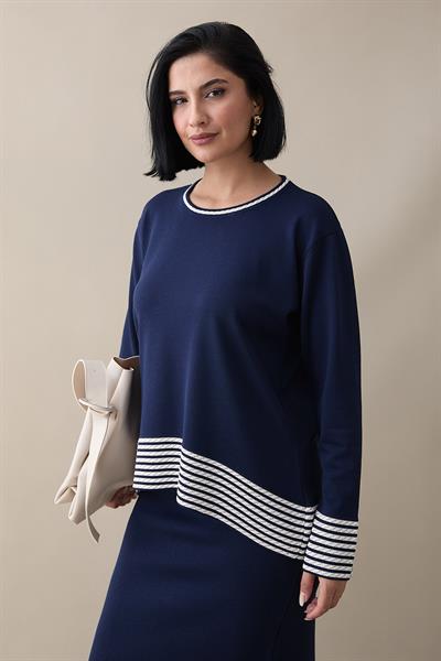 Biye Şeritli Etekli Lacivert Takım