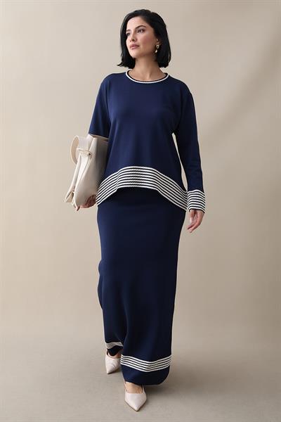 Biye Şeritli Etekli Lacivert Takım