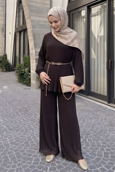 Bol Pantolonlu Piliseli Şifon Acı Kahve Takım