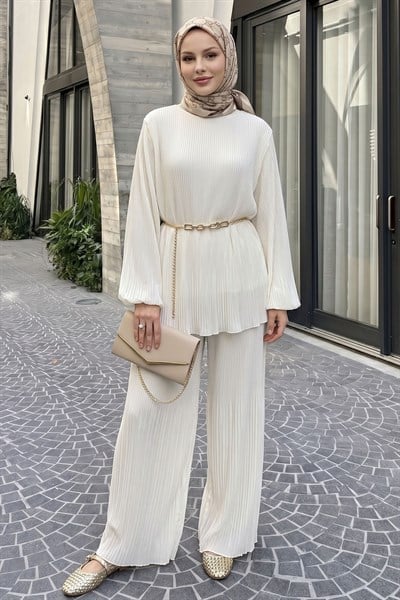 Bol Pantolonlu Piliseli Şifon Krem Takım