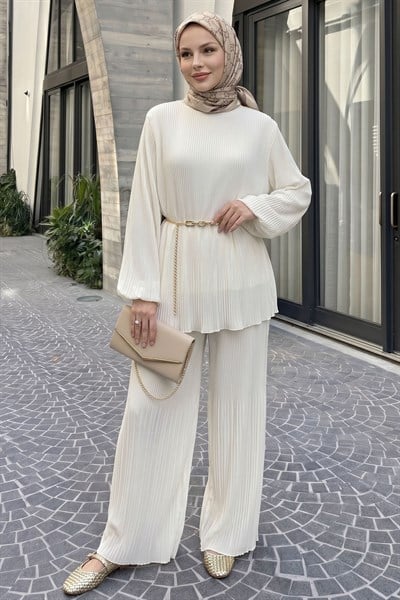 Bol Pantolonlu Piliseli Şifon Krem Takım