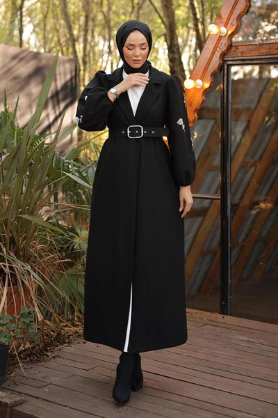 Boncuk İşlemeli Kemerli Siyah Kap