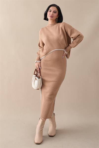 Boydan Biyeli İkili Camel Triko Takım