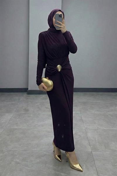 Broş Detay Büzgülü Mor Sandy Elbise