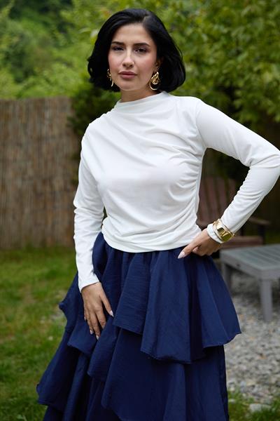 Büzgülü Beyaz Sandy Bluz