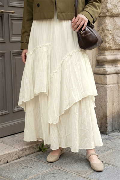 Büzgülü Kat Kat Krem Vual Etek