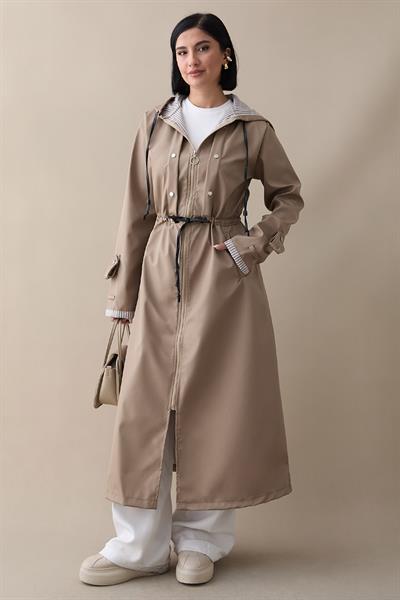 Çakımlı Çizgili Desen Uzun Bej Trençkot