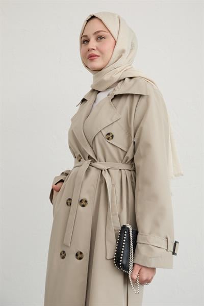 Çapraz Cep Detaylı Krem Trençkot