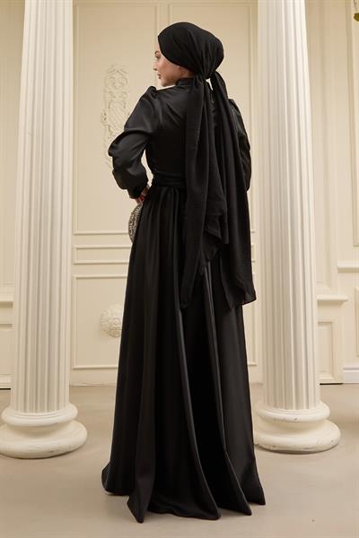 Çapraz Desenli Piliseli Siyah Saten Elbise