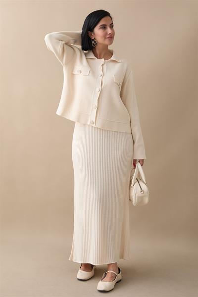 Ceketli Elbiseli Bej Triko Takım