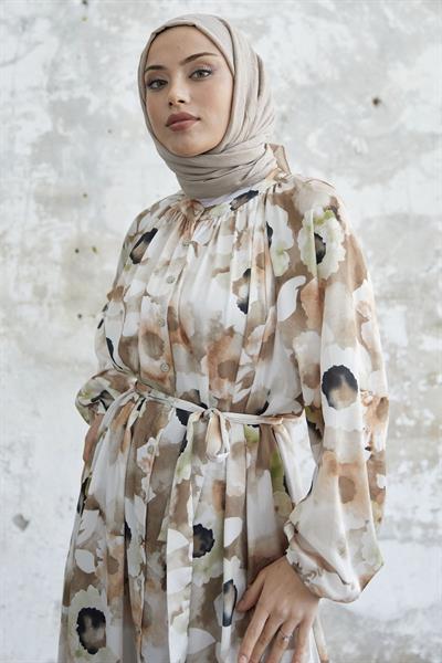 Çiçekli Boydan Düğmeli Kahve Saten Elbise