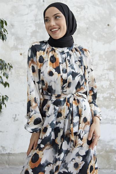 Çiçekli Boydan Düğmeli Siyah Saten Elbise