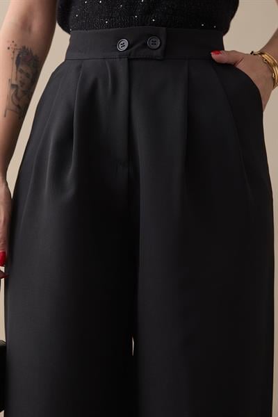 Çift Düğmeli Bol Paça Siyah Pantolon