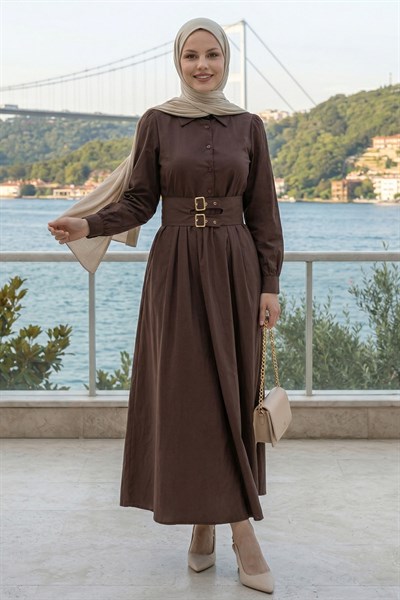 Çift Toka Kemerli Acı Kahve Elbise