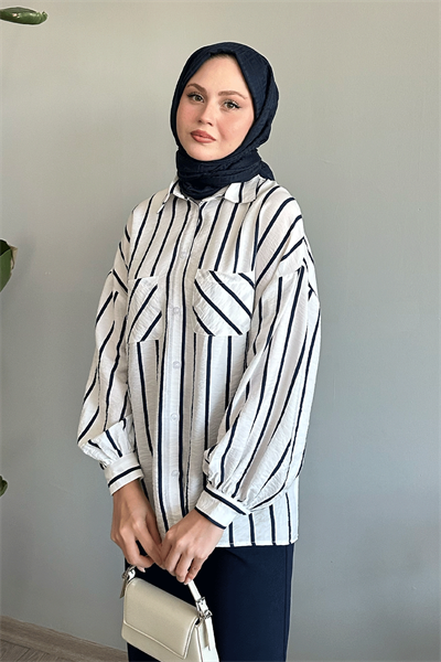 Çizgili Salaş Beyaz Gömlek