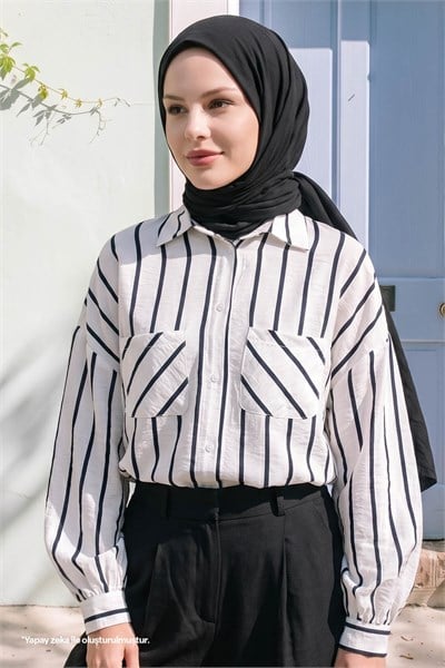 Çizgili Salaş Beyaz Gömlek