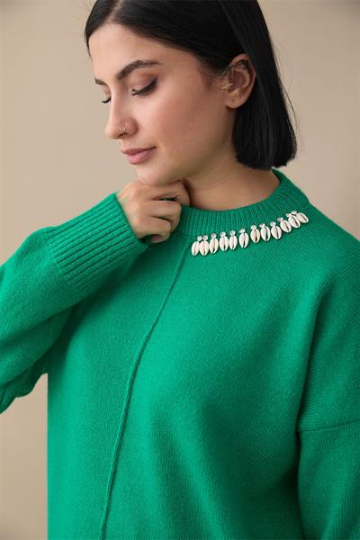 Deniz Kabuğu Taşlı Zümrüt Yeşili Triko Kazak