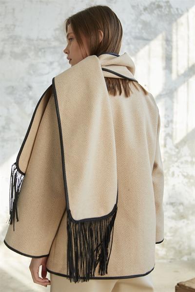 Deri Biye Detaylı Atkılı Kaşe Kaban - Koyu Bej