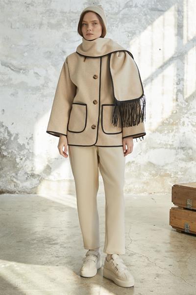 Deri Biye Detaylı Atkılı Kaşe Kaban - Koyu Bej