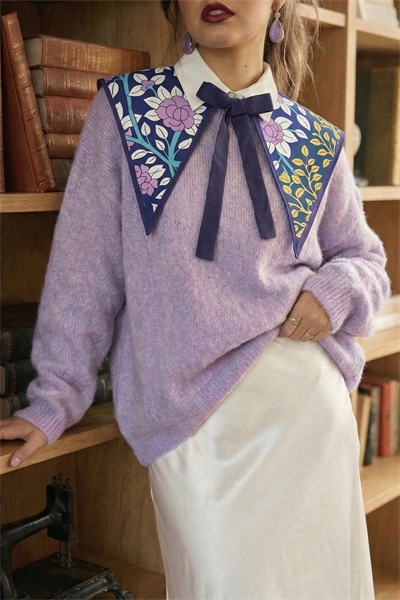 Desenli Eflatun Saten Yakalık