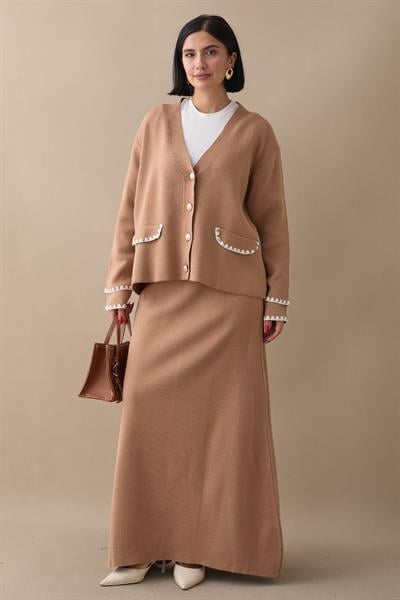 Dikiş Detay Etekli Camel Triko Takım
