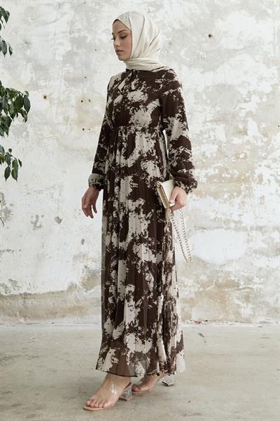 Diva Yakası Kuşaklı Piliseli Acı Kahve Şifon Elbise