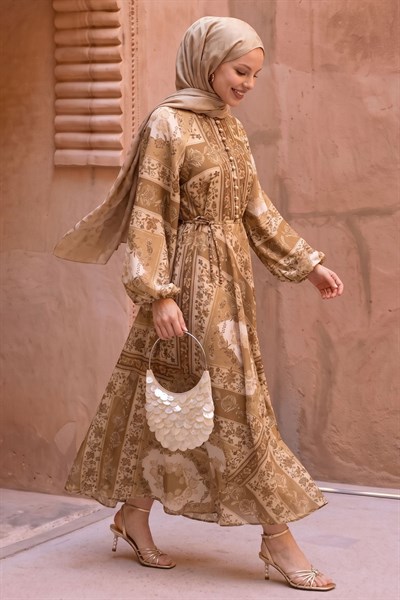 Düğme Detay Otantik Camel Elbise